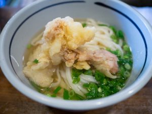 「おにやんま」は五反田で有名な立ち食いうどん！