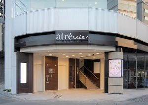 カフェや居酒屋が入っている「アトレヴィ五反田」